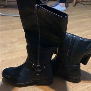 Torrid boots size 8 in women new with tag